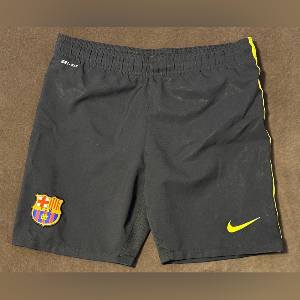 Nike FC Barcelona Black Soccer Futbol Dri Fit Shorts Youth Kids Medium 10-12